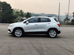 CHEVROLET - TRACKER - 2018/2018 - Prata - R$ 93.900,00