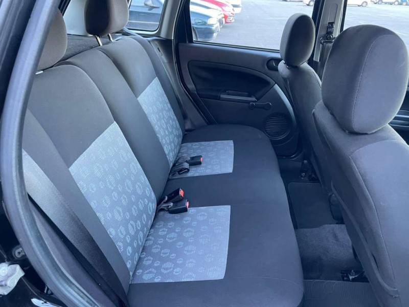 FORD - FIESTA - 2014/2014 - Preta - R$ 34.900,00