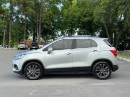 CHEVROLET - TRACKER - 2017/2017 - Prata - R$ 79.900,00