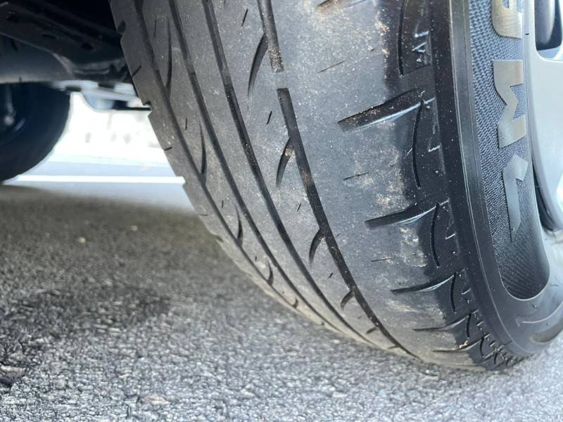 CHEVROLET - ONIX - 2019/2019 - Prata - R$ 52.900,00