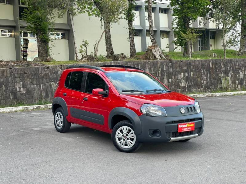 FIAT - UNO - 2014/2014 - Vermelha - R$ 31.900,00