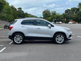 CHEVROLET - TRACKER - 2018/2018 - Prata - R$ 91.900,00
