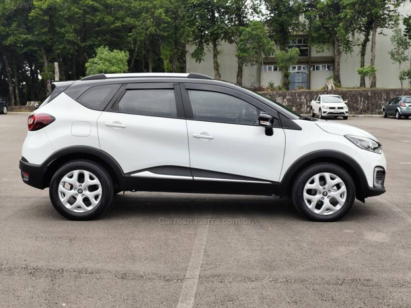 RENAULT - CAPTUR - 2019/2019 - Branca - R$ 75.900,00