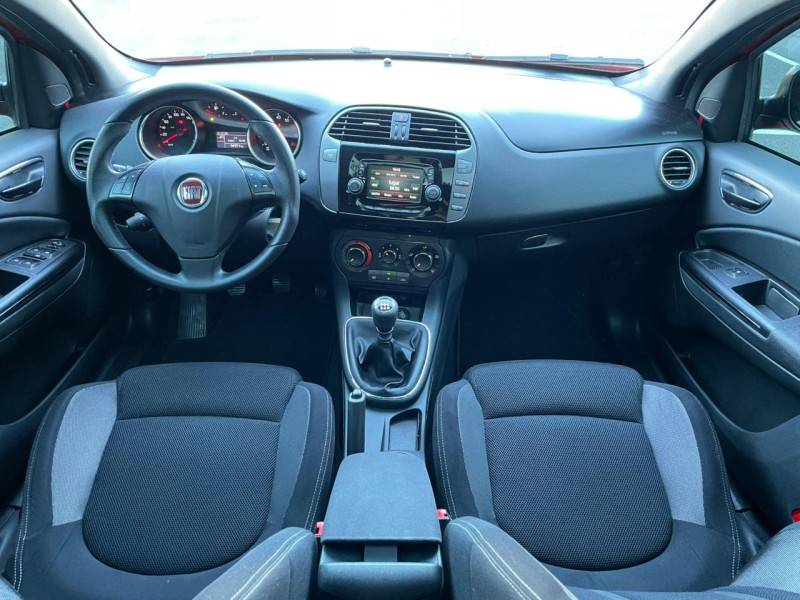 FIAT - BRAVO - 2016/2016 - Vermelha - R$ 58.900,00