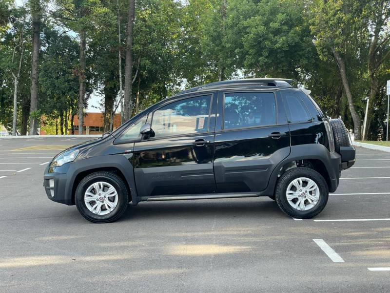 FIAT - IDEA - 2011/2011 - Preta - R$ 35.900,00