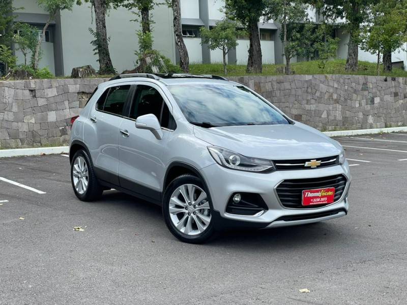 CHEVROLET - TRACKER - 2018/2018 - Prata - R$ 91.900,00