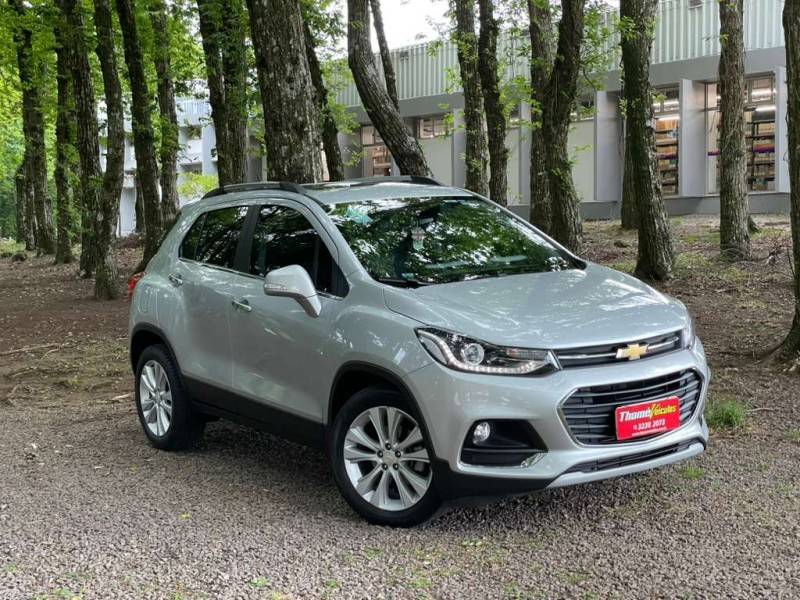 CHEVROLET - TRACKER - 2018/2018 - Prata - R$ 94.900,00
