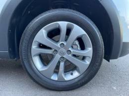 RENAULT - SANDERO - 2015/2015 - Branca - R$ 49.900,00