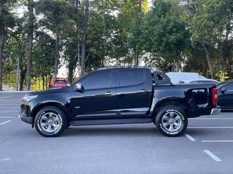 CHEVROLET - S10 - 2022/2022 - Preta - R$ 173.900,00