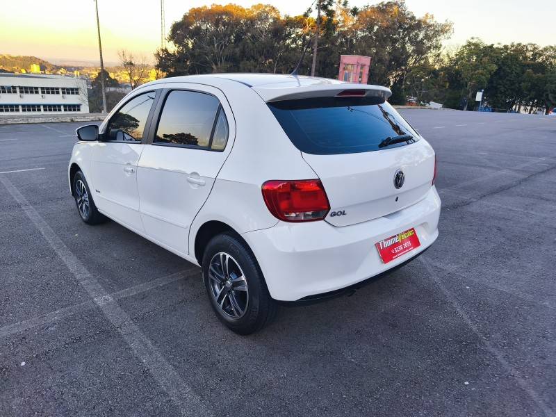 VOLKSWAGEN - GOL - 2014/2014 - Branca - R$ 39.900,00