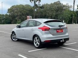 FORD - FOCUS - 2018/2018 - Prata - R$ 71.900,00
