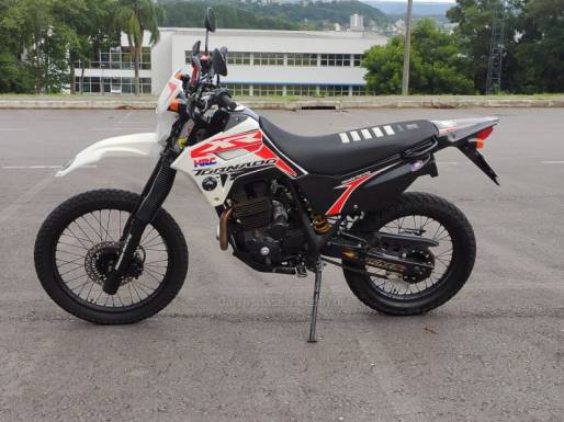 HONDA - XR 250 TORNADO - 2005/2005 - Branca - R$ 15.900,00