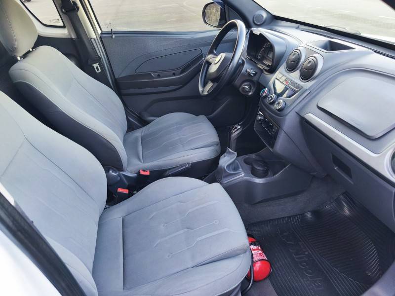CHEVROLET - MONTANA - 2013/2013 - Branca - R$ 39.900,00