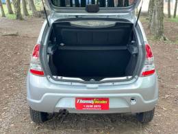RENAULT - SANDERO - 2014/2014 - Prata - R$ 33.990,00