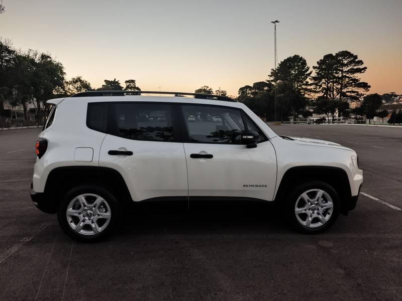 JEEP - RENEGADE - 2023/2023 - Branca - R$ 99.900,00