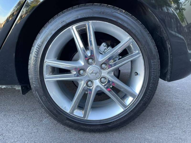 HYUNDAI - I30 - 2011/2011 - Preta - R$ 43.900,00