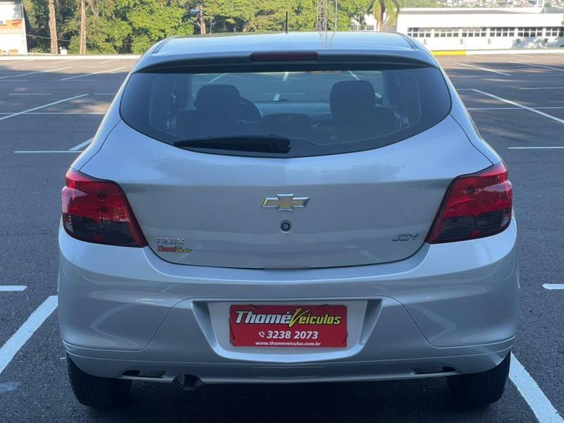CHEVROLET - ONIX - 2019/2019 - Prata - R$ 52.900,00