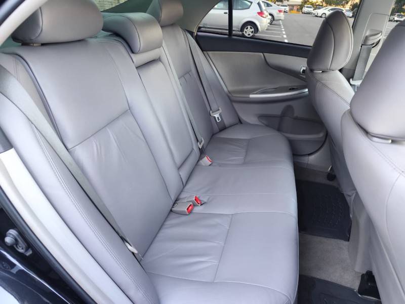 TOYOTA - COROLLA - 2013/2013 - Preta - R$ 67.900,00