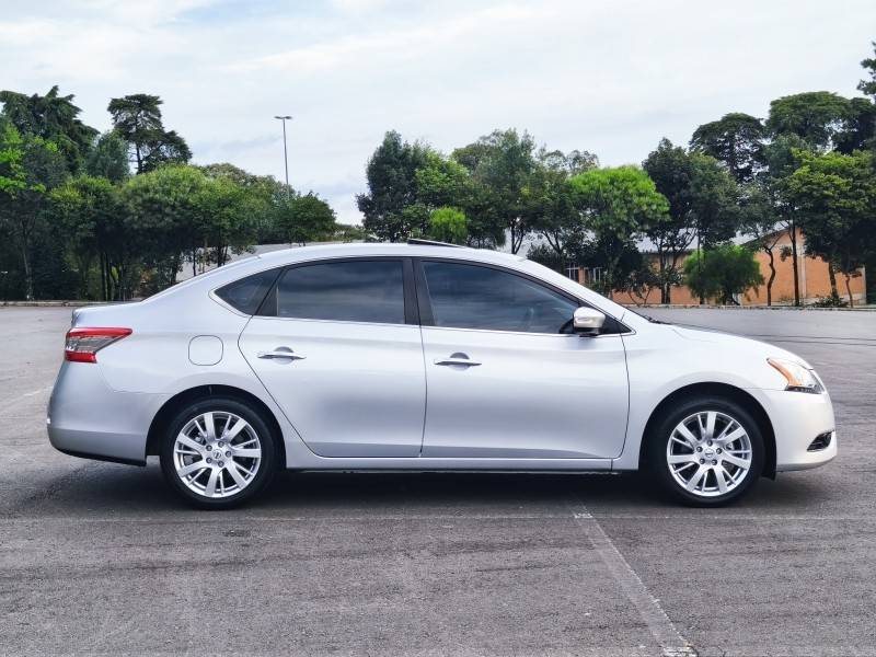 NISSAN - SENTRA - 2014/2014 - Prata - R$ 54.900,00