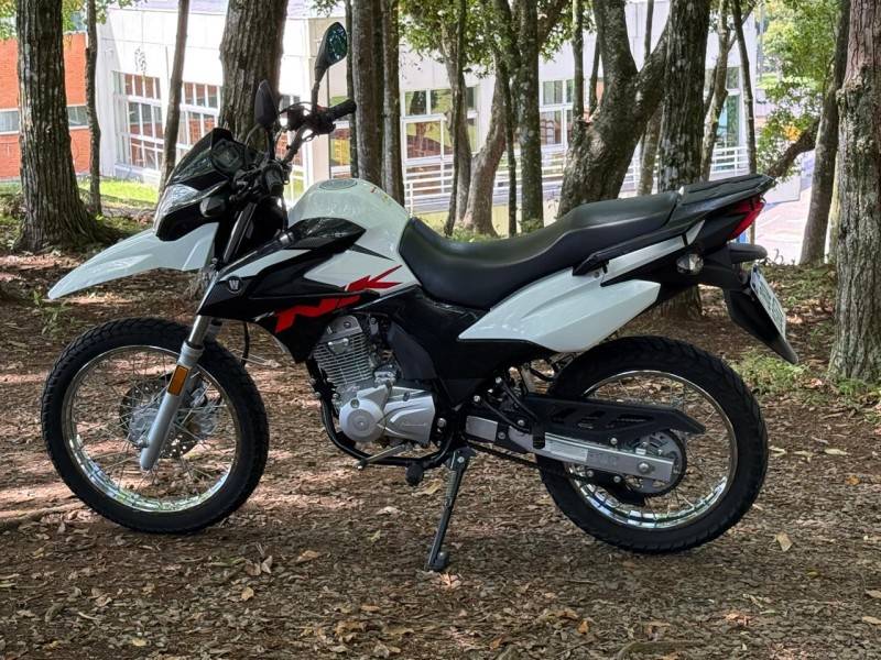 HAOJUE - NK 150 - 2022/2023 - Branca - R$ 14.900,00