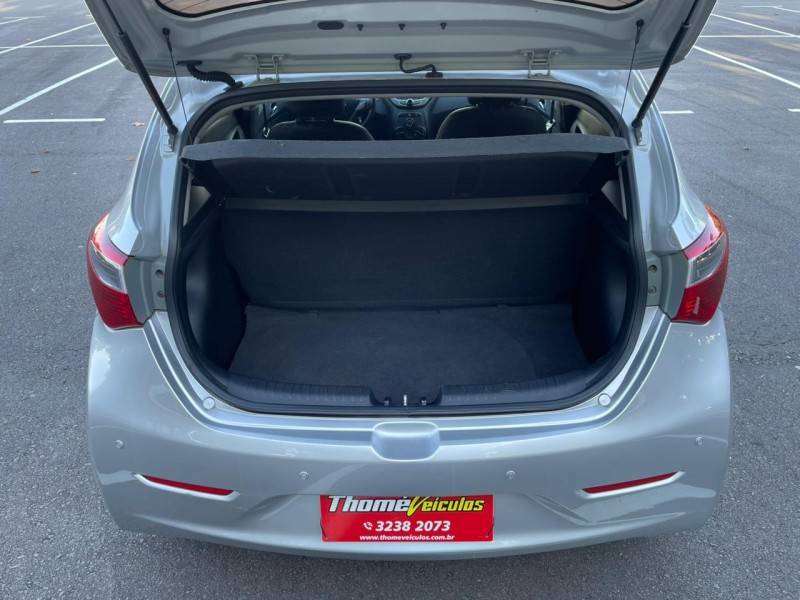 HYUNDAI - HB20 - 2015/2015 - Prata - R$ 46.900,00