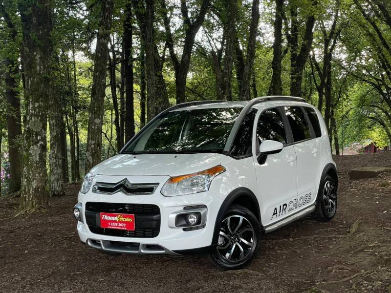CITROËN - C3 AIRCROSS - 2013/2013 - Branca - R$ 39.000,00