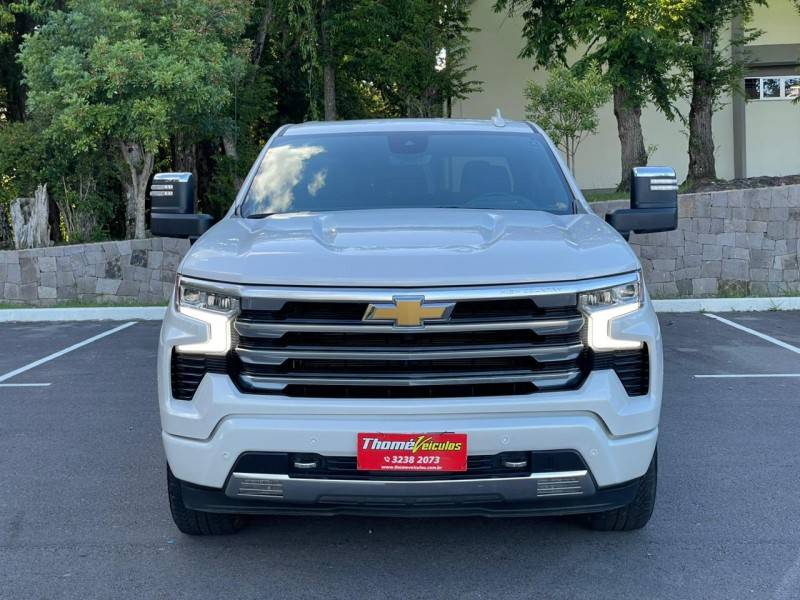 CHEVROLET - SILVERADO - 2024/2024 - Branca - Sob Consulta