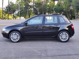 FIAT - STILO - 2005/2006 - Preta - R$ 34.900,00