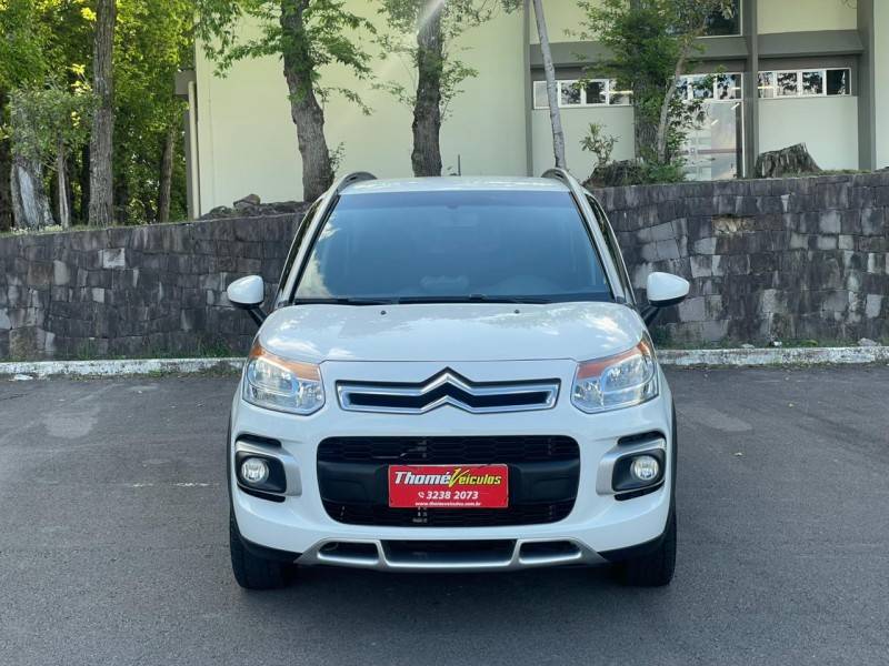 CITROËN - C3 AIRCROSS - 2013/2013 - Branca - R$ 39.000,00