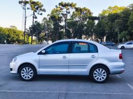 VOLKSWAGEN - POLO SEDAN - 2012/2012 - Prata - R$ 42.900,00