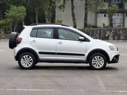 VOLKSWAGEN - CROSSFOX - 2014/2014 - Prata - R$ 48.900,00