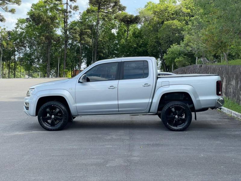 VOLKSWAGEN - AMAROK - 2019/2019 - Prata - R$ 145.900,00