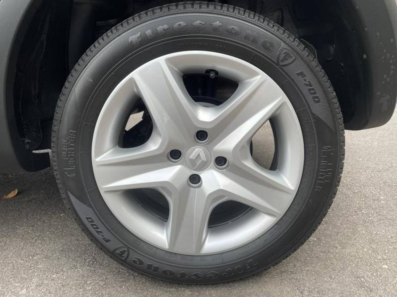 RENAULT - SANDERO - 2022/2022 - Dourada - R$ 66.900,00