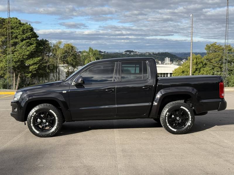 VOLKSWAGEN - AMAROK - 2013/2013 - Preta - R$ 106.900,00