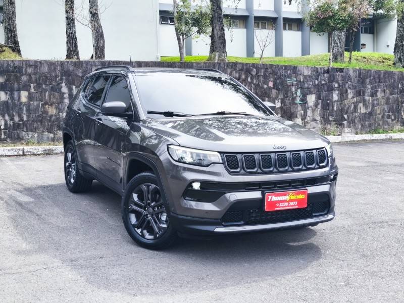 JEEP - COMPASS - 2022/2022 - Cinza - R$ 135.900,00
