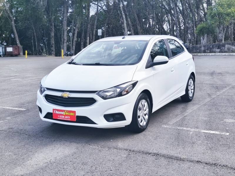 CHEVROLET - ONIX - 2019/2019 - Branca - R$ 53.900,00
