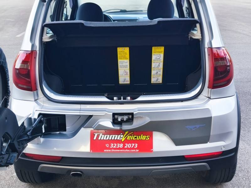 VOLKSWAGEN - CROSSFOX - 2012/2012 - Prata - R$ 43.900,00