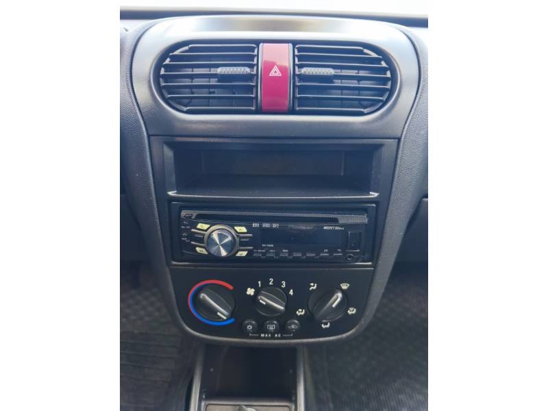 CHEVROLET - CORSA - 2011/2011 - Branca - R$ 31.900,00