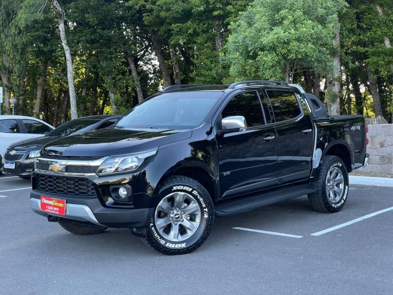 CHEVROLET - S10 - 2022/2022 - Preta - R$ 173.900,00