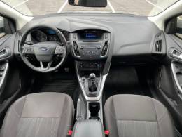 FORD - FOCUS - 2018/2018 - Prata - R$ 71.900,00