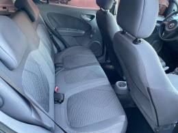 FIAT - PALIO - 2015/2015 - Cinza - R$ 39.900,00