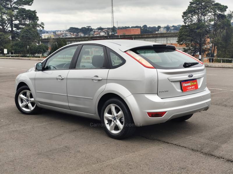 FORD - FOCUS - 2013/2013 - Prata - R$ 43.900,00