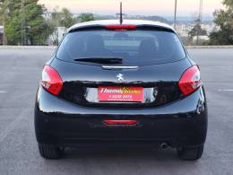 PEUGEOT - 208 - 2015/2016 - Preta - R$ 47.900,00