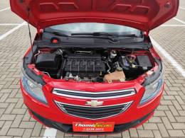 CHEVROLET - PRISMA - 2015/2015 - Vermelha - R$ 49.900,00