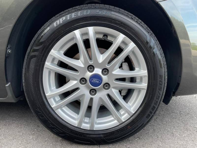 FORD - FOCUS - 2013/2013 - Cinza - R$ 43.900,00