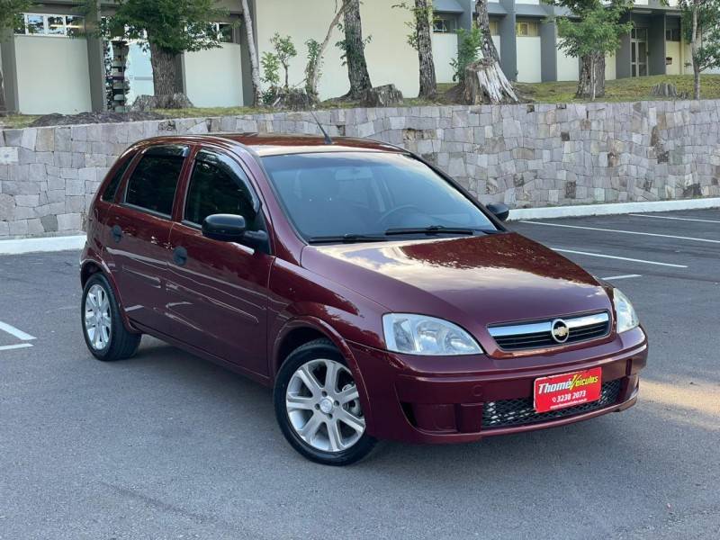 CHEVROLET - CORSA - 2012/2012 - Vermelha - R$ 34.900,00