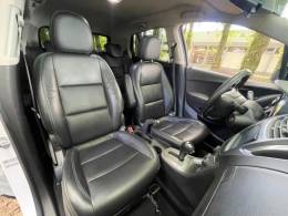 CHEVROLET - TRACKER - 2014/2014 - Branca - R$ 64.900,00