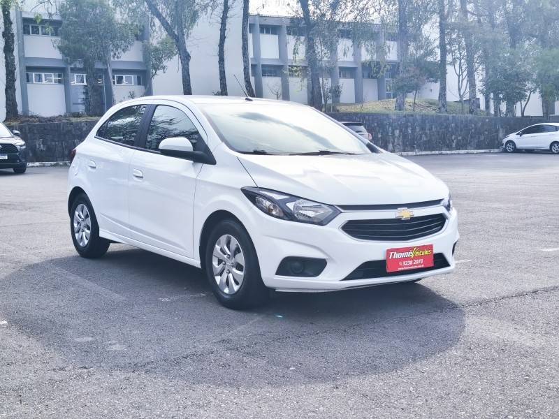 CHEVROLET - ONIX - 2019/2019 - Branca - R$ 53.900,00