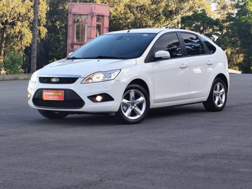 FORD - FOCUS - 2013/2013 - Prata - R$ 45.900,00