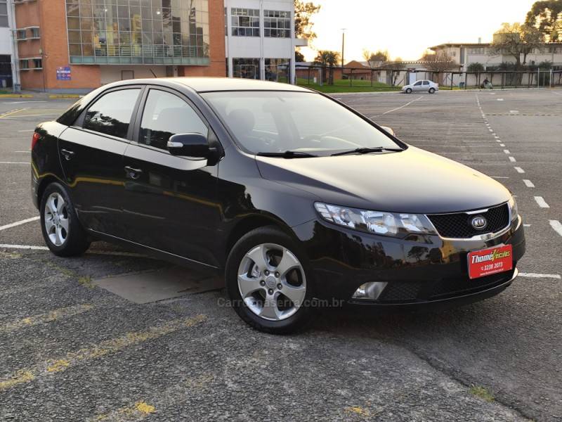 KIA MOTORS - CERATO - 2010/2010 - Preta - R$ 39.900,00